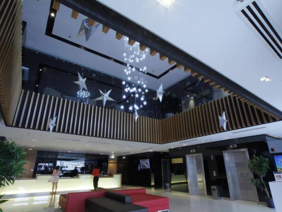 Hotel Excelsior Ίπο Εξωτερικό φωτογραφία